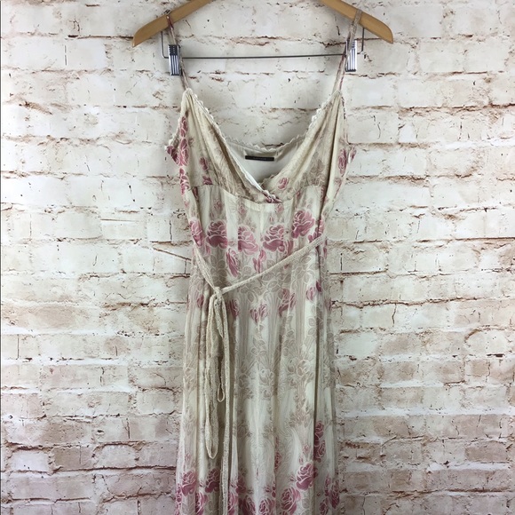 Elie Tahari Dresses & Skirts - Elie Tahari Floral Silk Lace Trim Dress Size 12